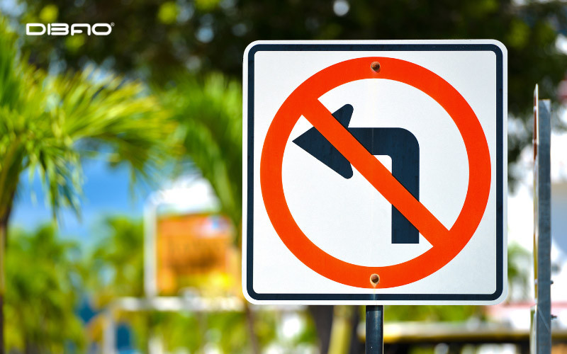 Lỗi cấm rẽ trái phạt bao nhiêu tiền? Mức phạt Ô tô, Xe máy